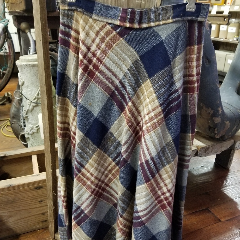 Vintage 70s era wool skirt - long